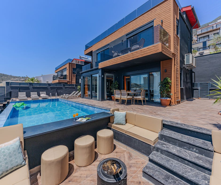 Gunite Pool Contractor in New Hudson – Your Trusted Partner for Dream Pools with Tango Pools