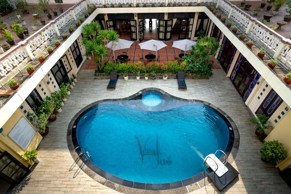 Custom Pool Contractor in Union Lake — Turn Your Backyard into a Private Oasis