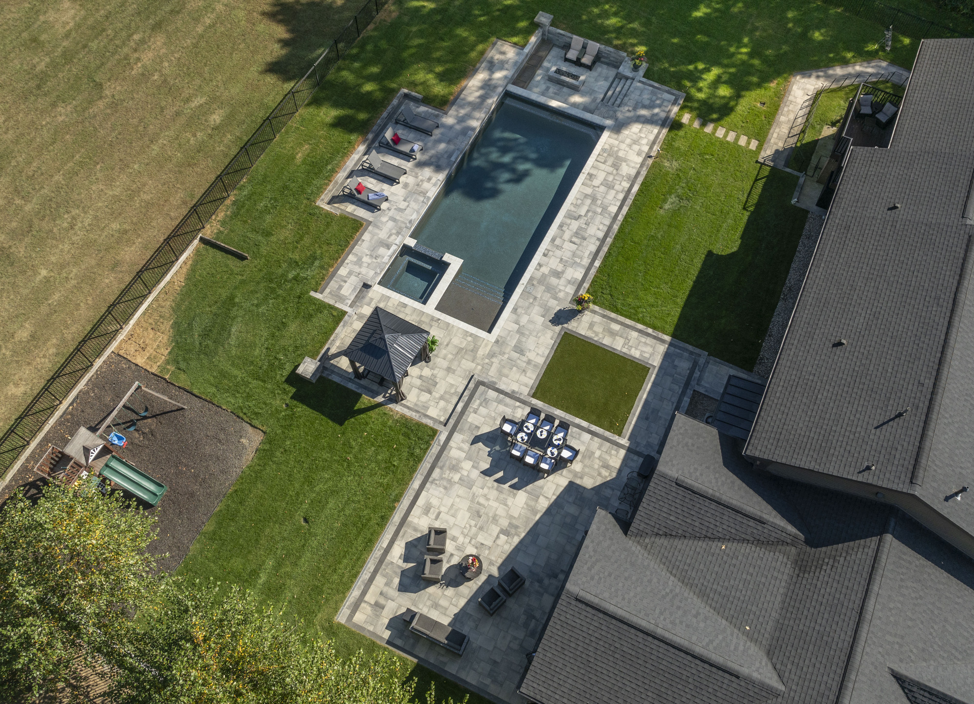 Create Your Backyard Oasis with Tango Pools: The Premier Custom Pool Contractor in Northville